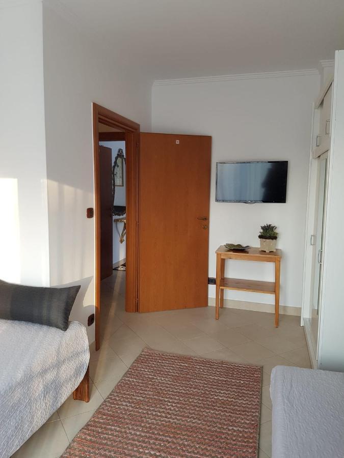 Apartment mit Balkon Porec Bagian luar foto